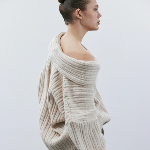 Source Unknown BECCA OVERSIZED HIGH ROLL KNIT PULLOVER, BIRCH - Picture 4 of 5